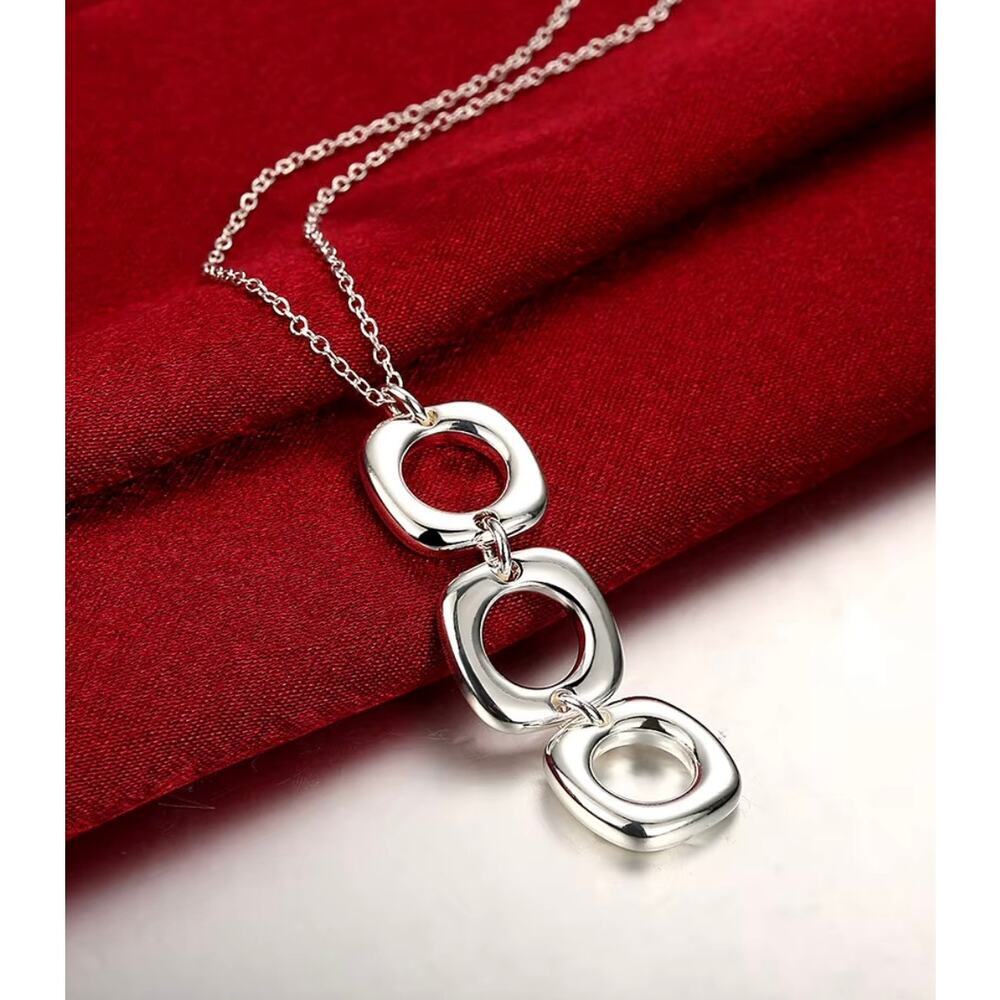 Necklace 925 sterling silver color Round square Jewelry 18 inches